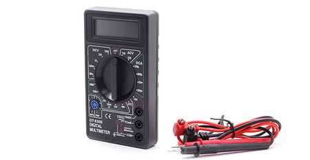 Ajuste de ganancias con multímetro