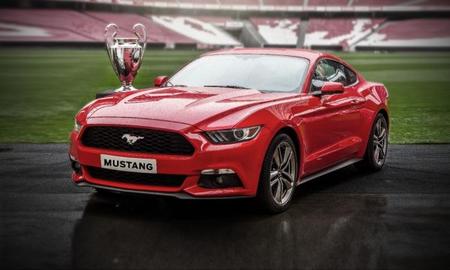 Los primeros 500 Ford Mustang de la final de la Champions League duraron 30 segundos