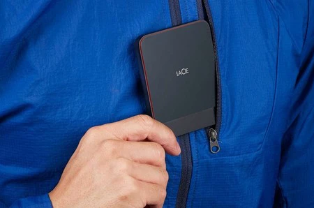 Lacie ポータブル SSD ポケット