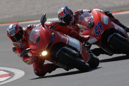 Cambio Ducati Desmosedici por Ducati 1199 Panigale ¿hace?
