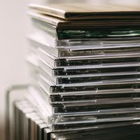 La música en streaming está haciendo que muchos usuarios paguen casi el doble de lo que antes solíamos pagar por CDs