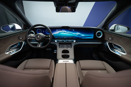 Mercedes Benz C 400 4matic Electric MBUX HYperscreen