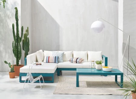 Muebles y complementos de terraza y jardín en las ventas privadas de Maisons du Monde a mitad de precio
