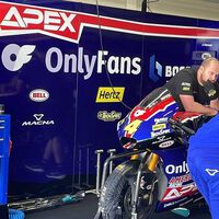 OnlyFans llega a MotoGP. La polémica plataforma famosa por su contenido sexual patrocinará a un equipo de Moto2