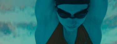 'La cronología del agua' es un debut arriesgado y vibrante para Kristen Stewart. Pero su primera zambullida apenas chapotea en un inmenso caos emocional