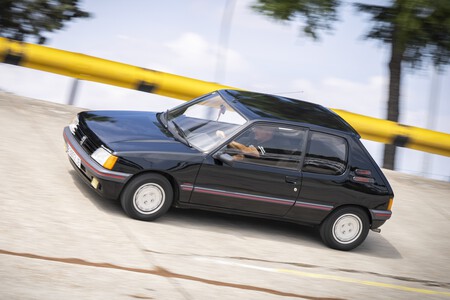 Peugeot 205 Gtx 1600 104