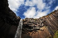 Svartifoss una obra de arte natural que se expone en Islandia