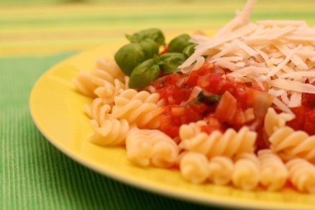 Si comes fuera de casa: elige preparaciones simples
