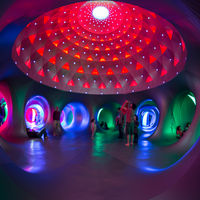 Navidad en Madrid: “Katena”, una gran escultura visitable hecha de color, geometría y luz