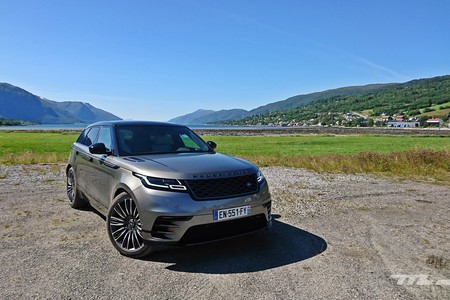 Probamos el Range Rover Velar, o cuando efectividad offroad y tecnología punta se fusionan en un SUV