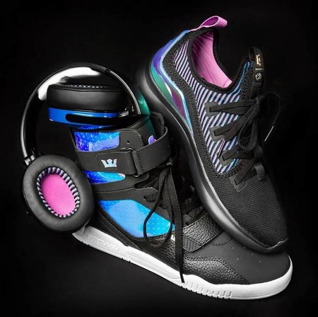 Supra y Skullcandy hacen mancuerna para ponerle ritmo a tus pasos con mucho estilo