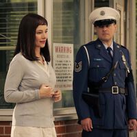 'It: Bienvenidos a Derry' acaba de desvelar la verdadera identidad de uno de sus personajes. Una vieja conocida que nos aterrorizó en una de las películas 