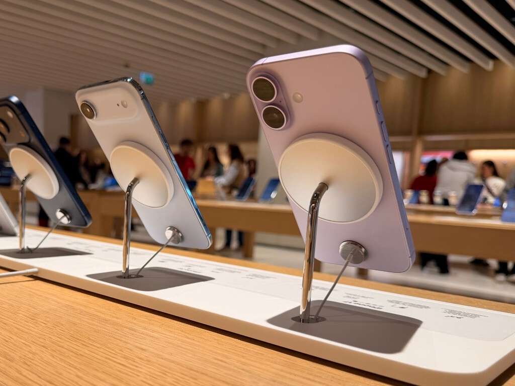 El iPhone 17 es el más vendido de la historia de Apple. Al iPhone 18 le toca superarlo y el camino no pinta fácil