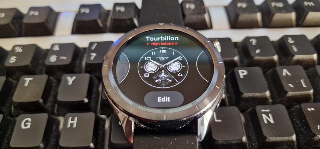 Cómo se cambia la esfera de los relojes Xiaomi y Redmi sin tener que usar el móvil, directamente desde el reloj