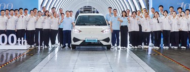 A quinta pessoa mais rica do mundo acaba de vender todas as suas ações da BYD