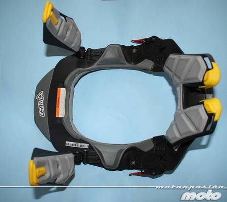 Leatt Brace STX Road