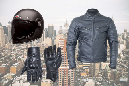 ¿Estás buscando un look retro? Con este conjunto de RST y BELL lo tendrás más fácil