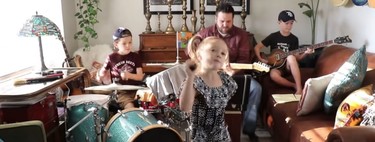 Esta familia nos sorprende todos los días con una nueva canción en cuarentena, y su versión de "Come together" es imperdible 