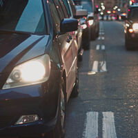 "No. La respuesta es no". A Europa le da igual que la industria del coche se hunda y tenga que pagar multas millonarias: no retrasará los objetivos de emisiones