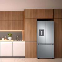 Nuevo refrigerador de Samsung con tres puertas y 10 años de garantía. Tiene un preciazo por preventa 