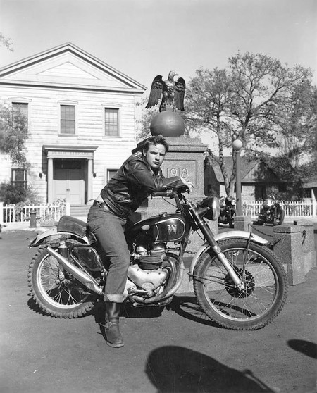 marlon_brando_1_mod.jpg