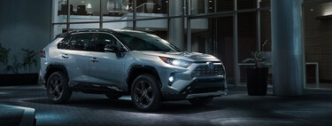 Toyota logra lo impensable: su RAV4 desbanca a la icónica Ford F-150 como el auto más vendido de EE. UU. tras 43 años de liderazgo