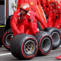 Guerra de neumáticos en la F1. Bridgestone quiere acabar con el monopolio de Pirelli, y la FIA lo ve con buenos ojos