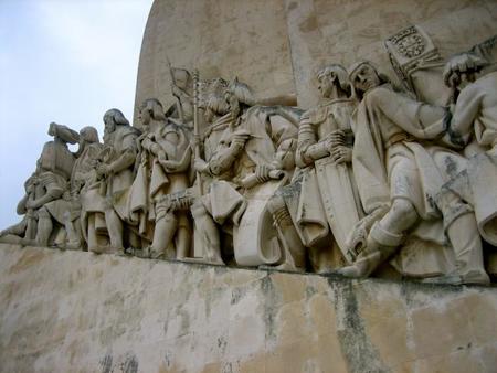 En Monumento a los Descubrimientos en Lisboa 