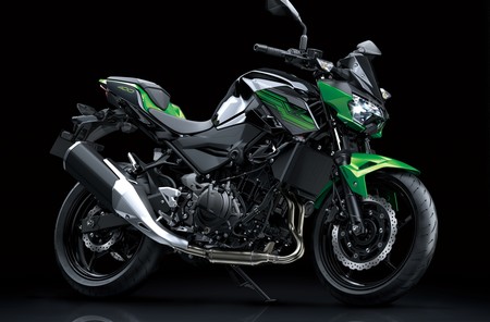 La Kawasaki Z400 y sus casi 45 CV llegan para revolucionar el carnet A2 por 5.399 euros