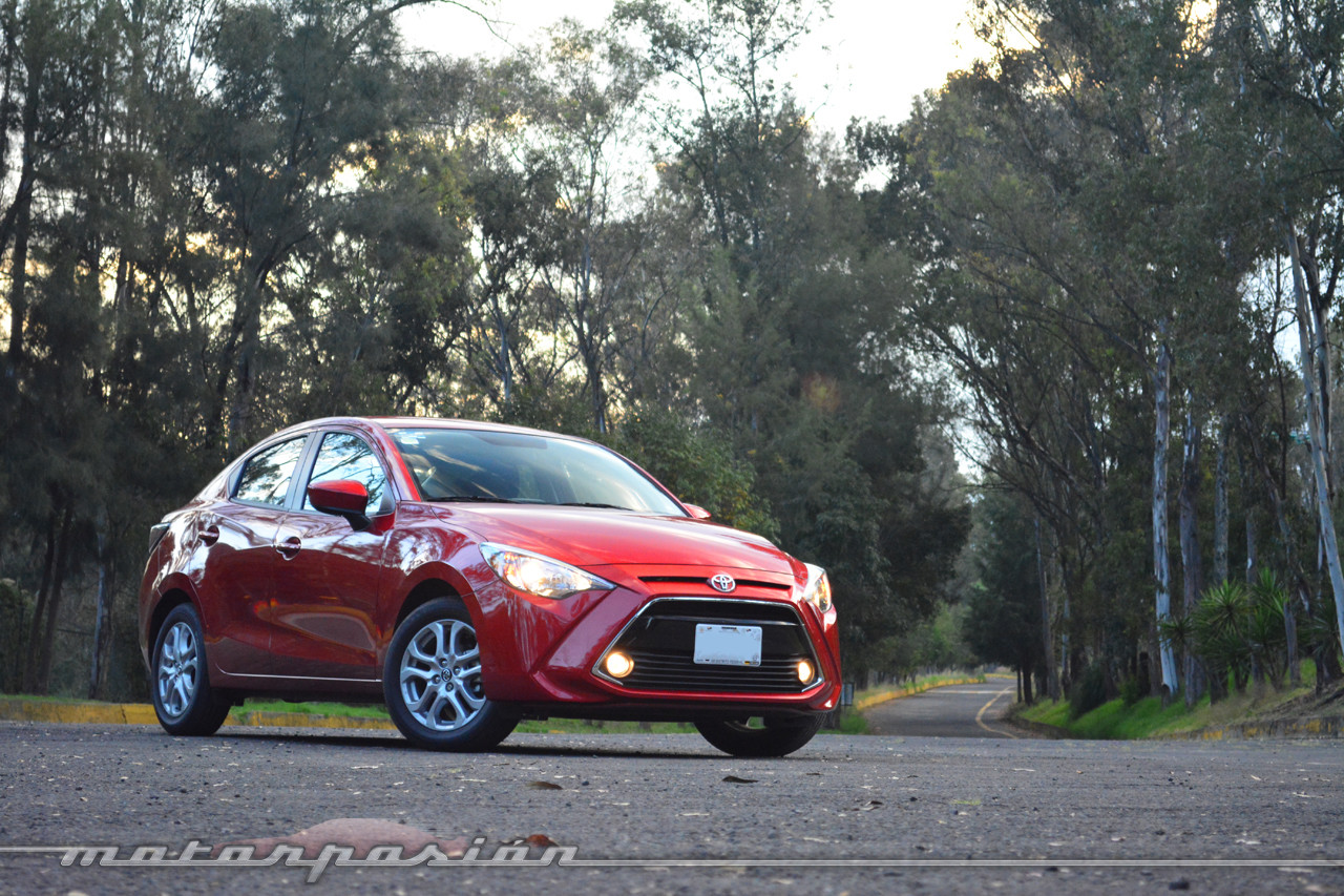 Probamos el Toyota Yaris R, el 'zoom-zoom' a la sazón de Toyota
