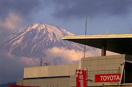 Fuji, una recta interminable y poco más