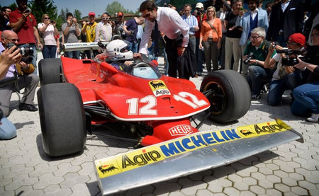 Modena revive la historia de Ferrari con un 312 T4 y René Arnoux