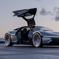 Dos DeLorean y un destino: la batalla inesperada por convertirse en el heredero del DMC-12 