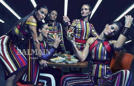Las supermodelos también aman las hamburguesas y jugar Nintendo.