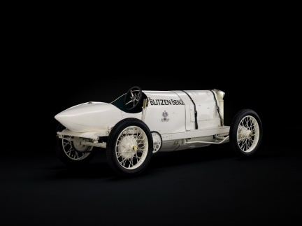 Mercedes muestra sus 120 años de diseño en la Pinacoteca de la Modernidad de Múnich