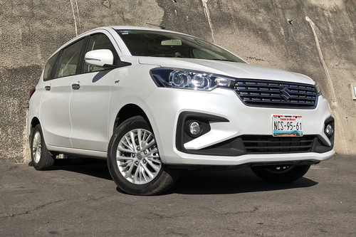 Suzuki Ertiga, a prueba: siete caben en un carrito sabiéndolos acomodar