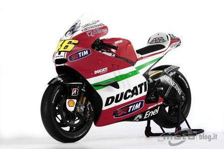 Ducati Desmosedici GP11 alternativa a los colores oficiales