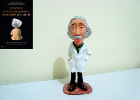 "Einstein nunca memorizó, aprendió jugando"