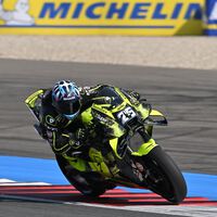 Raúl Fernández lidera el doblete de Trackhouse en Assen y Marc Márquez acaba sexto por una sanción a Pecco Bagnaia 