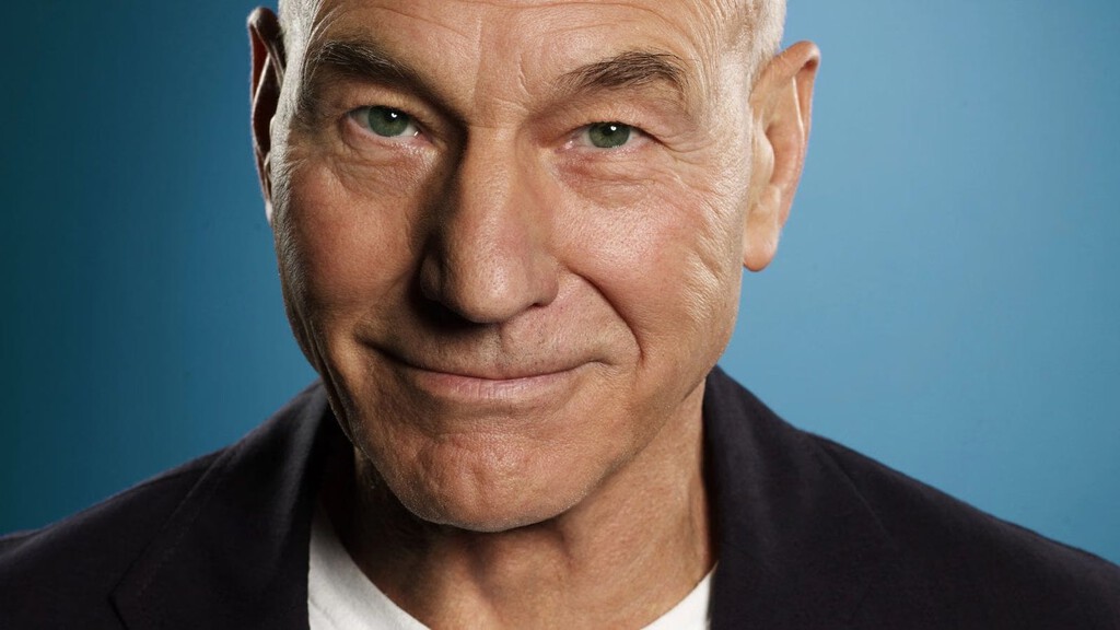 Patrick Stewart hizo un papel perfecto en una película mítica, pero decidieron eliminarlo por completo. Su voz solo se puede escuchar en el disco de la banda sonora