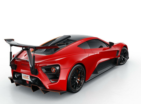 Video: El Zenvo TSR-S nos muestra su peculiar alerón activo en la pista