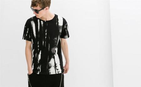 ¡A brochazos! El último estampado en las camisetas de Zara