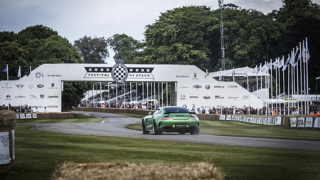 Así fue el estreno del Mercedes-AMG GT R, en 19 imágenes