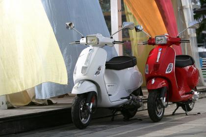 Nueva versión de la Vespa S 50 con motor de cuatro tiempos