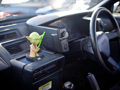 Hemos hablado de coches con tu cuñado y nos ha dejado estas 17 perlas imperdibles