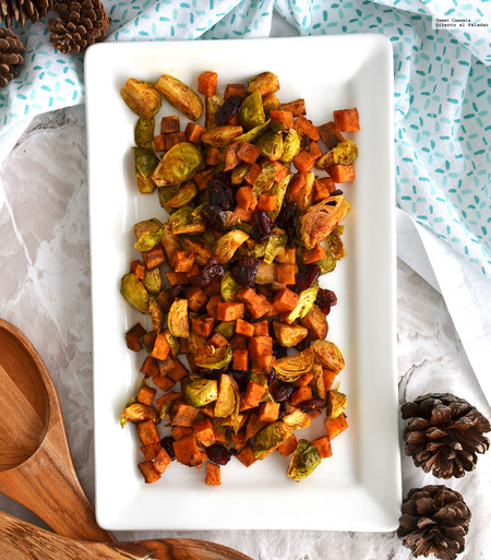 Ensalada de camote y coles de Bruselas rostizadas. Receta