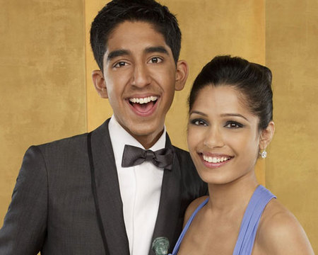 Dev Patel y Freida Pinto, definitivamente, son pareja