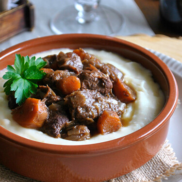 Estofado de ternera al vino tinto en Crock Pot: receta libre de grasas