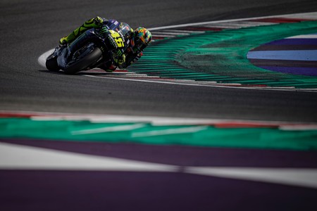 Valentino Rossi es optimista con la nueva Yamaha tras el test de Misano pero Maverick Viñales recela