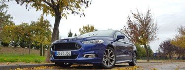 Probamos el Ford Mondeo 'ST-Line' de 180 CV. Con berlinas así, ¿quién quiere un SUV?